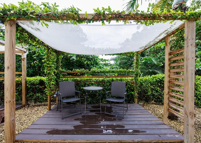 Serenity Rincon Guesthouse